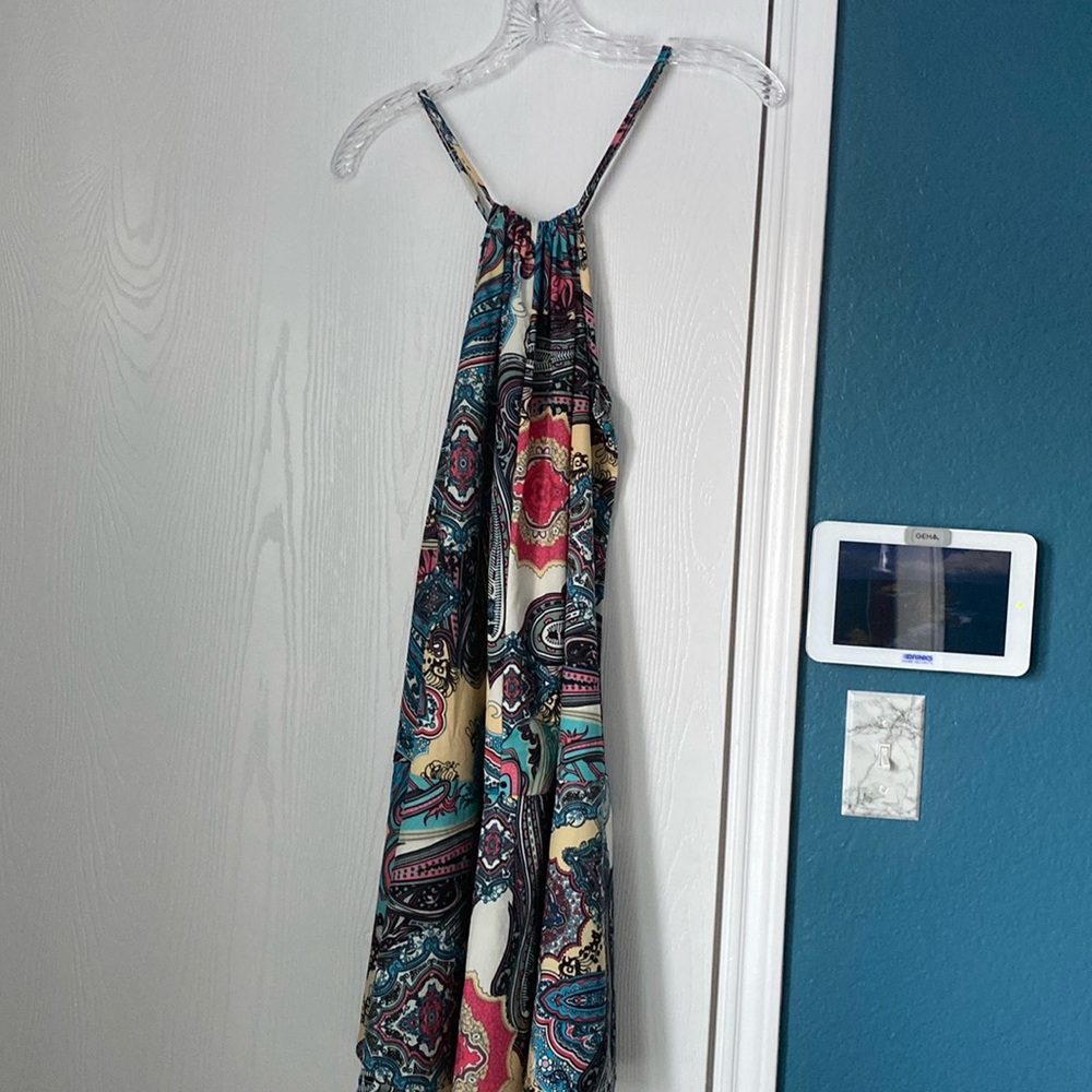 Paisley sundress casual no brand no size fits size 6-8 Medium